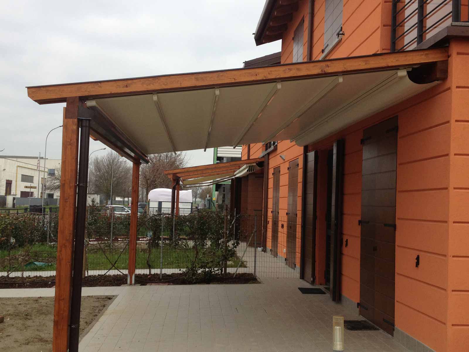 Pergolati in legno, ferro e alluminio naturalwood bologna Tende per porticati legno